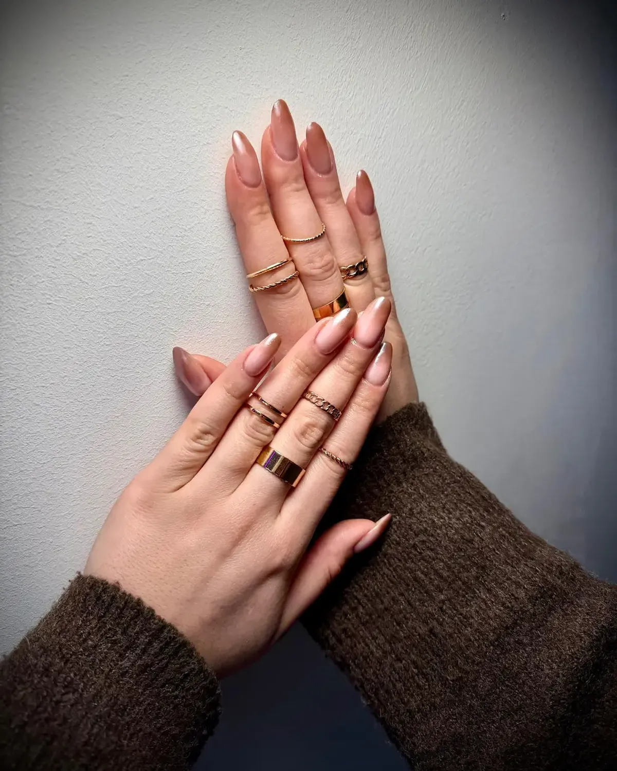 Nude almond gel nails by Bärli Nails in Neuhausen am Rheinfall